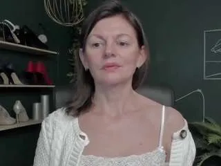 Offline viviankiss on CamSoda