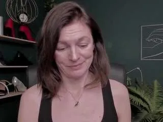 Offline viviankiss on CamSoda