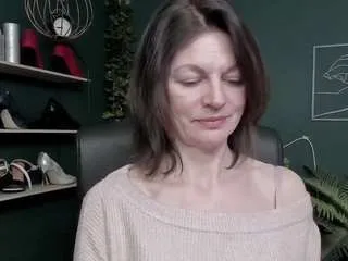 Offline viviankiss on CamSoda