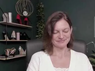 Offline viviankiss on CamSoda