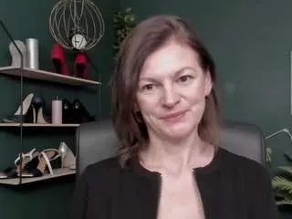 Offline viviankiss on CamSoda