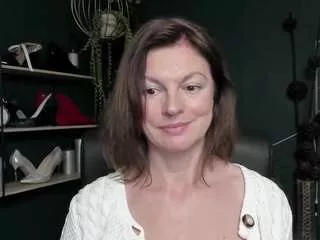 Offline viviankiss on CamSoda