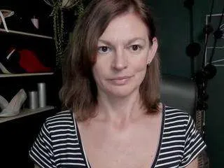 Offline viviankiss on CamSoda