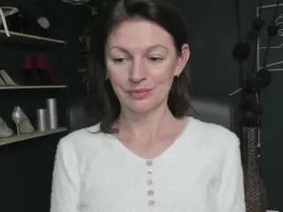 Offline viviankiss on CamSoda