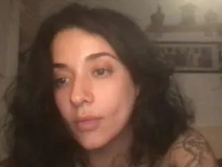 Offline viviis on CamSoda