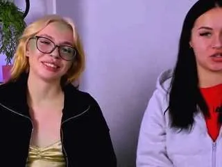 Offline vivy-star on CamSoda