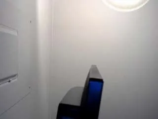 vixxxen420 — Help me get a frosted like a cupcake [1975 tokens remaining]