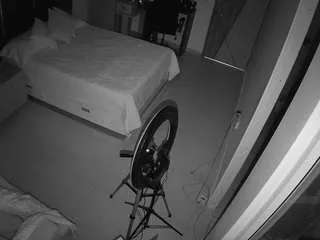 Offline voyeurcam-casa-salsa-bedroom-11 on CamSoda