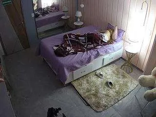 voyeurcam-casa-salsa-bedroom-2