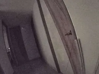 Freechat voyeurcam-casa-salsa-fishtank on CamSoda