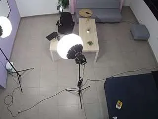 Freechat voyeurcam-jb-room-5 on CamSoda