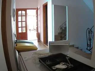 Offline voyeurcam-julmodels-hall-1st on CamSoda