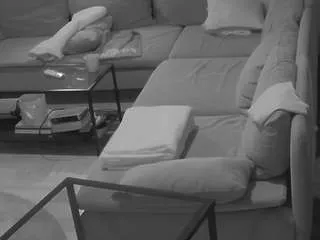 Offline voyeurcam-julmodels-living-1 on CamSoda