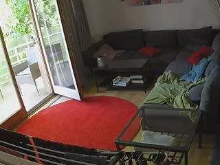 Offline voyeurcam-julmodels-living-1 on CamSoda