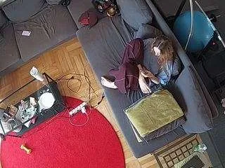 Offline voyeurcam-julmodels-living-7 on CamSoda