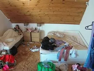 Freechat voyeurcam-julmodels-whitebed-2 on CamSoda