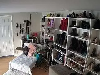 Freechat voyeurcam-missoliviablack-03 on CamSoda