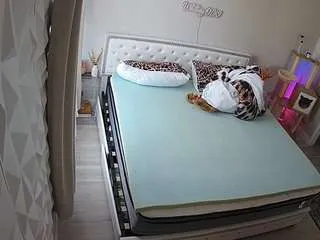 Offline voyeurcam-whitneyoc-01 on CamSoda