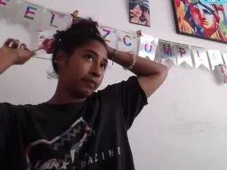 Offline yohatinelly on CamSoda