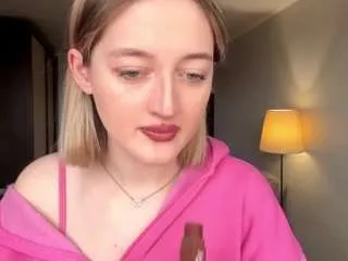 Freechat yolandosenegal on CamSoda