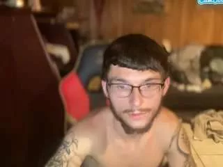 Freechat youngkubenski215 on CamSoda