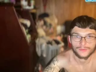 Freechat youngkubenski215 on CamSoda