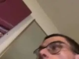 Freechat youngkubenski215 on CamSoda