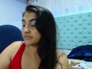 Offline yuliet-latin69 on CamSoda