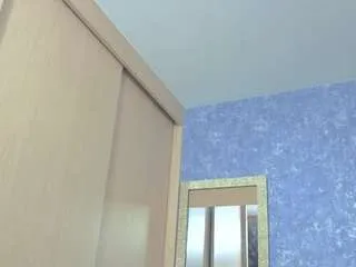 Offline yulissa-girls on CamSoda