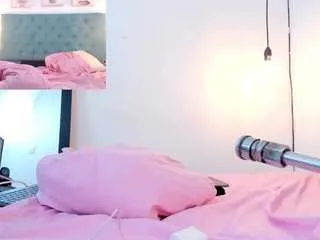 Offline yurlycardona on CamSoda