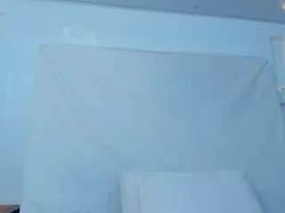 Freechat zenda-evans on CamSoda