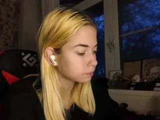 Freechat zolaheimrich on CamSoda