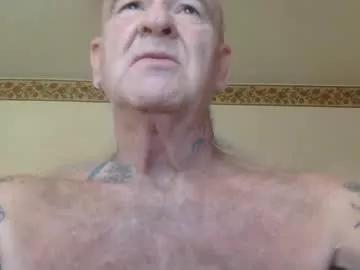 1pizza__6beers from Chaturbate
