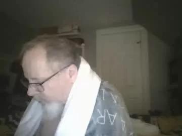 2003dynawideglide from Chaturbate