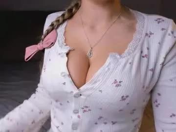 3stepsaboveheaven from Chaturbate is Freechat