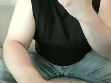 6inches_thick from Chaturbate