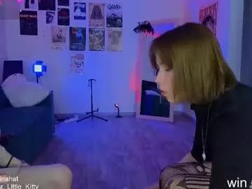 819sunflowerinahat2016 from Chaturbate