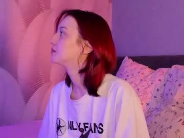 _ccrystaa_ from Chaturbate