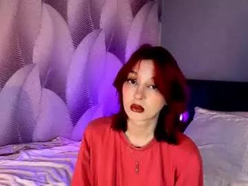 _ccrystaa_ from Chaturbate