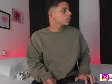 _e_m_m_a_1 from Chaturbate