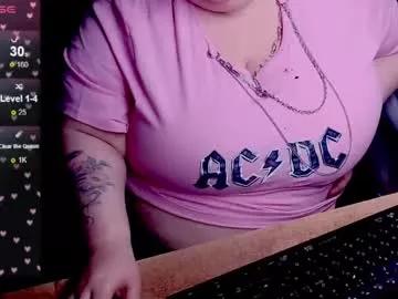 _ellybelly_ from Chaturbate