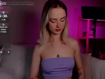 _kiki_pie from Chaturbate