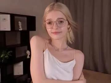 _luckybet_ from Chaturbate