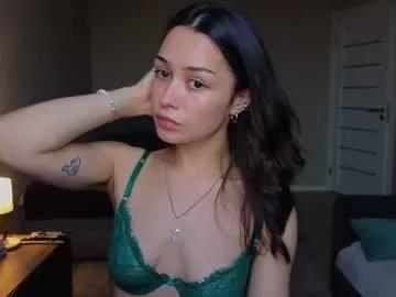 a_p_p_l_e from Chaturbate