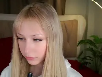 Freechat aameow on Chaturbate