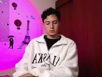 aaron_sanz_ from Chaturbate