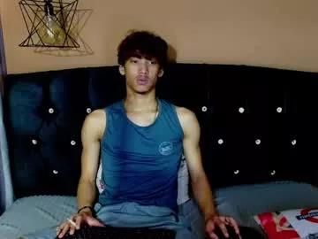 aaron_schott from Chaturbate