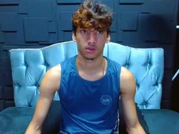 aaron_schott from Chaturbate