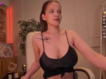 adalyn_glow from Chaturbate