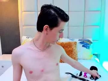adammtwink from Chaturbate